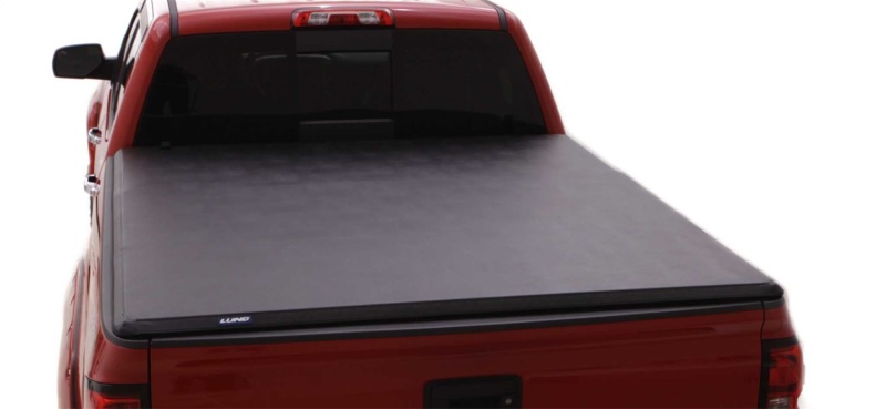Lund 19-23 Dodge Ram 1500 5.7ft Bed (w/o RamBox) Hard Fold Tonneau Lund – Black
