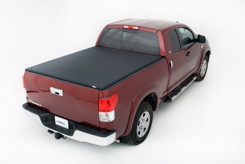 Lund 07-17 Toyota Tundra (5.5ft. Bed) Genesis Elite Tri-Fold Tonneau Cover – Black