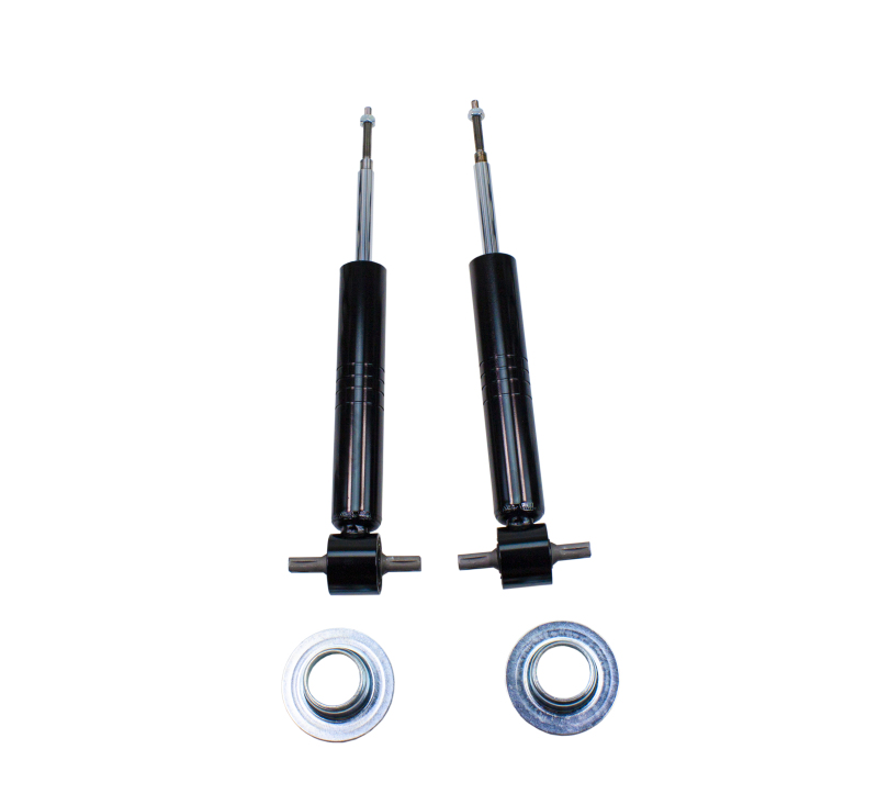 MaxTrac 07-18 GM C/K1500 2WD/4WD 0-3in Front Adj. Lowering Struts – Pair